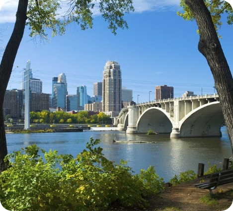 Explore Minneapolis’ Natural Beauty img